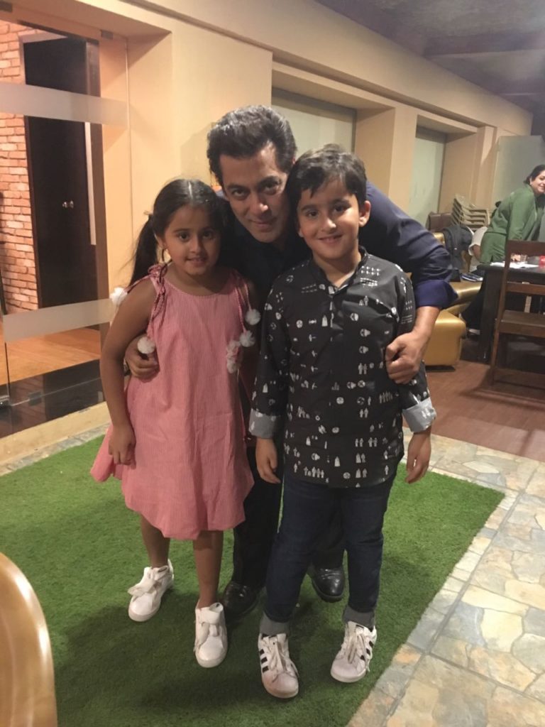Salman Khan with Hiten Kids Katya & Nevaan